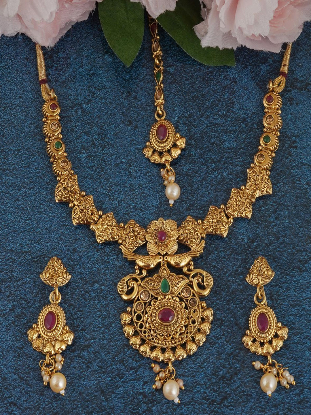 MANSIYAORANGE Kempu Stone Mang Tikka Choker Necklace with Earring Set