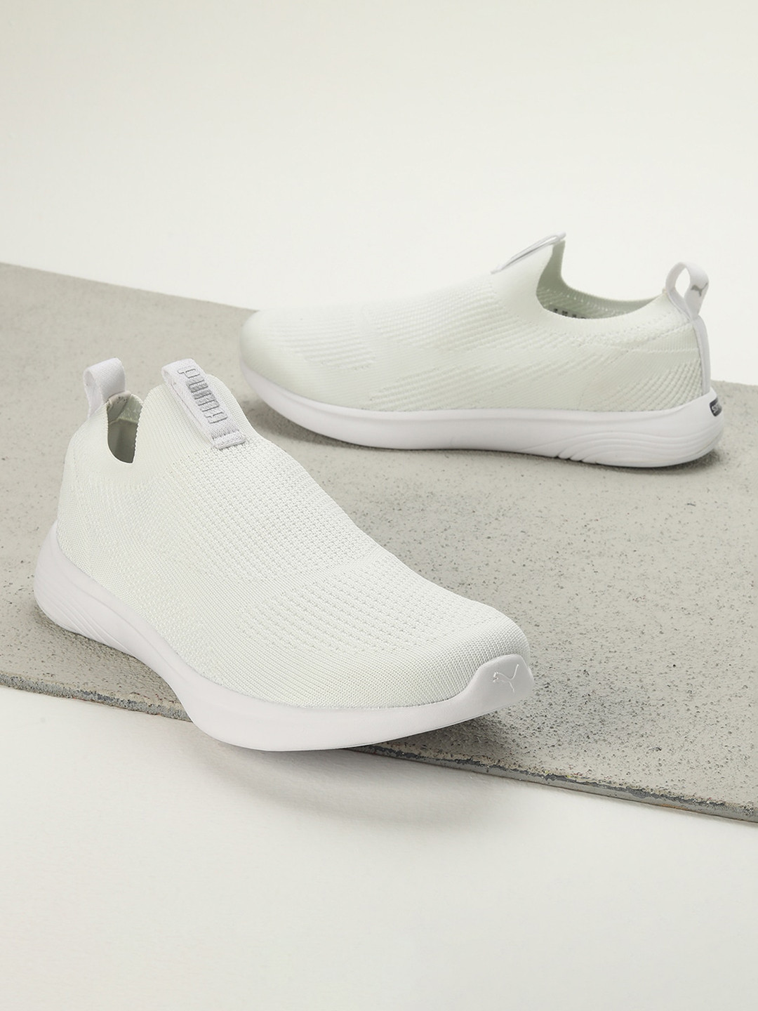 Puma Men SOFTRIDE Clean V2 Running Shoes