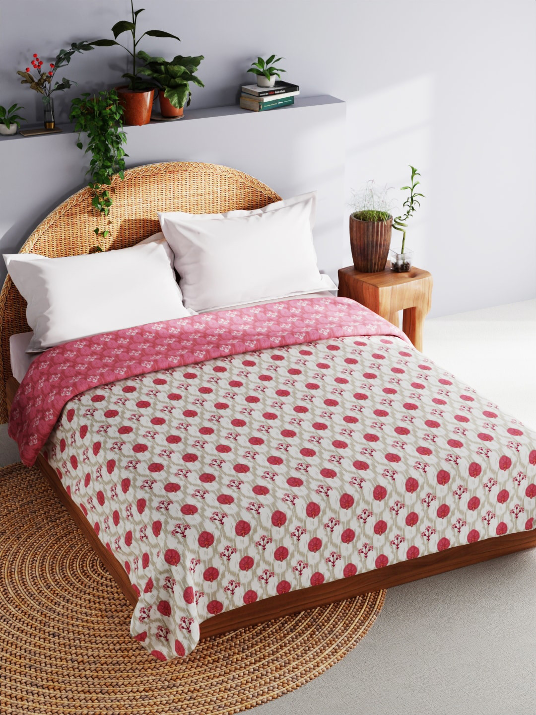 BIANCA White & Peach Muslin AC Room 150 GSM Flannel Filling Reversible Double Bed Dohar