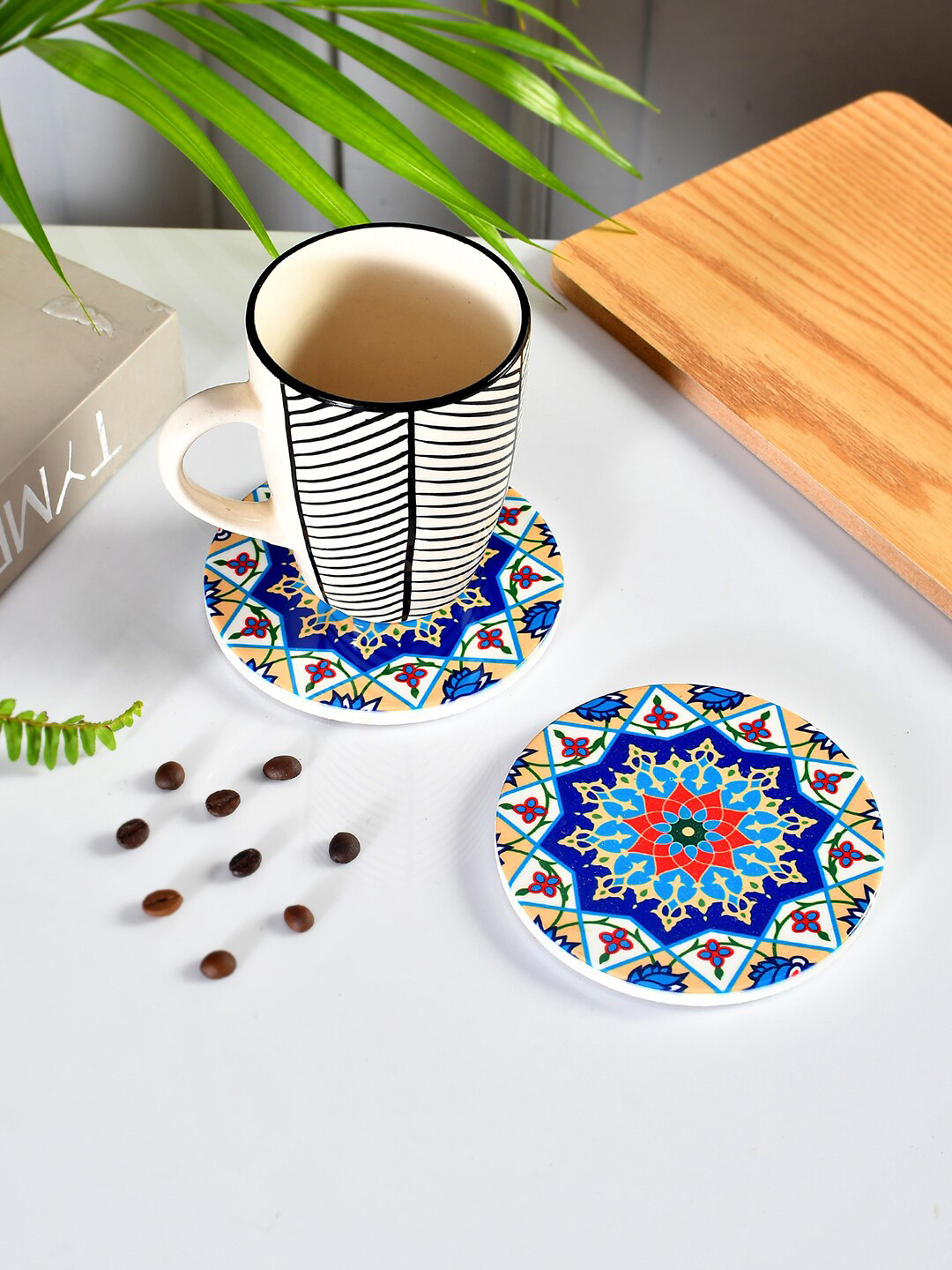 TAYHAA Blue 2 Pieces Floral Printed Round Marble Coasters