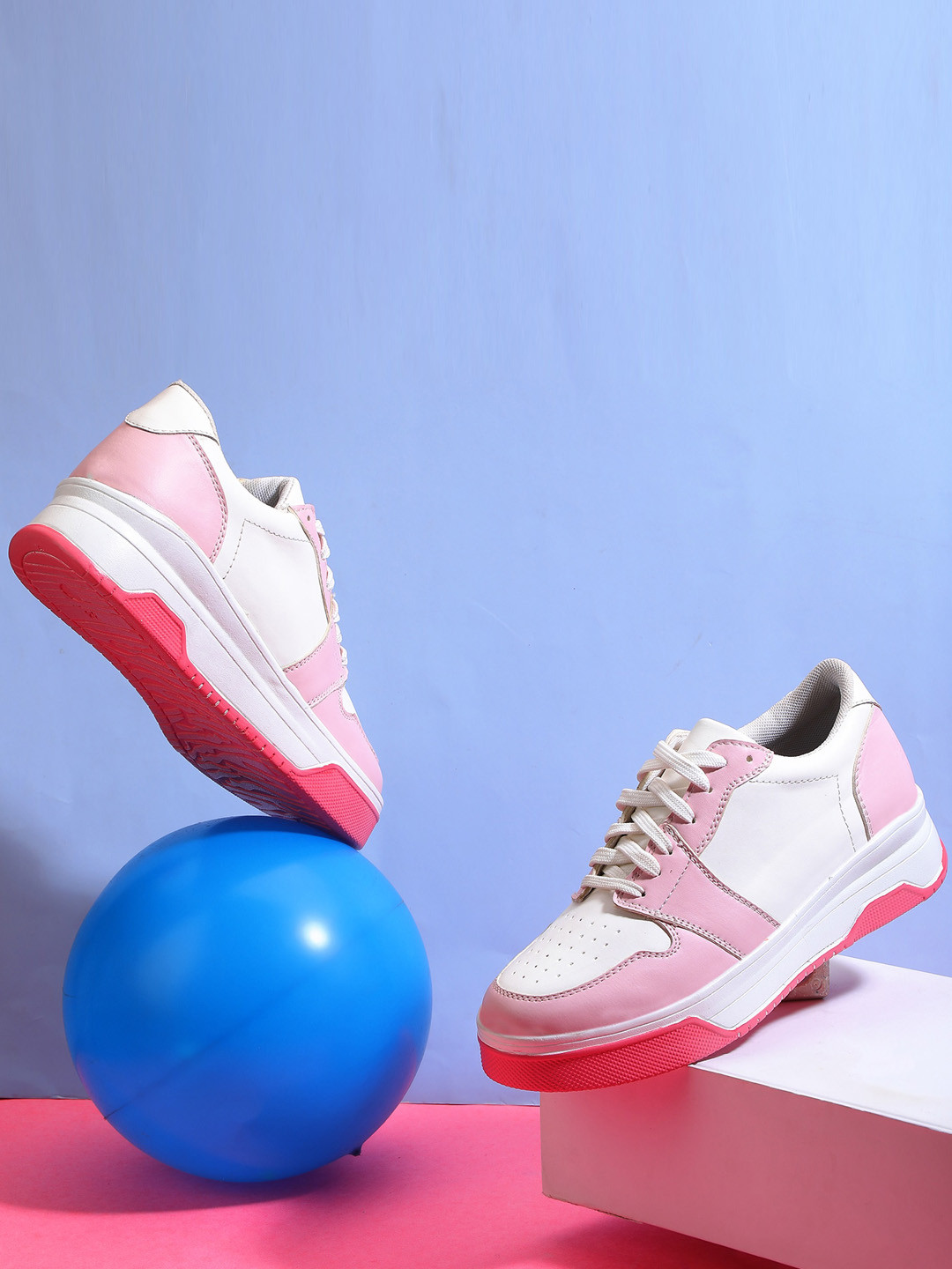 Greentech Women Colourblocked Superfoam Lightweight Sneakers