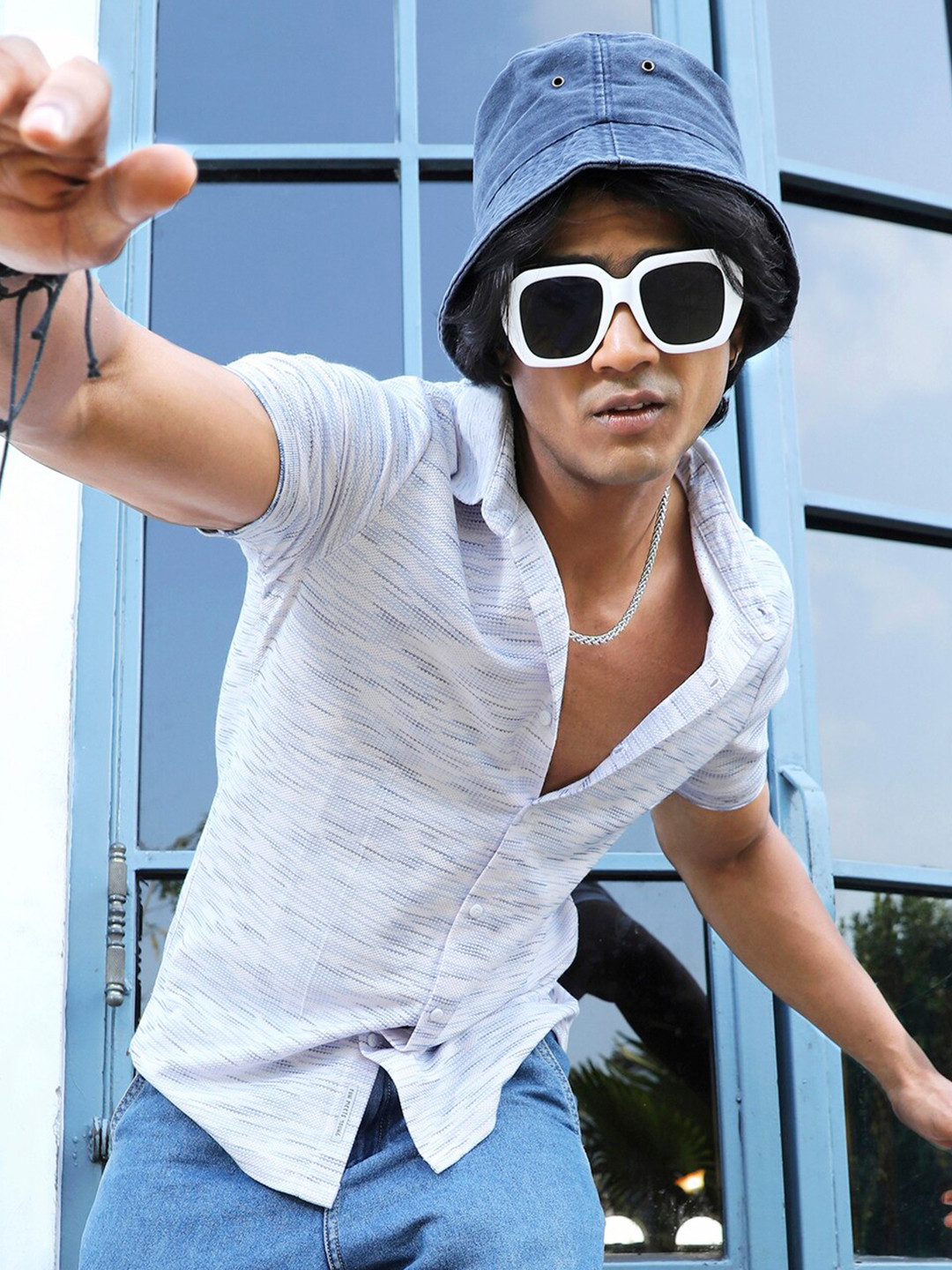 CAHOOT White Classic Geometric Self Design Spread Collar Casual Shirt