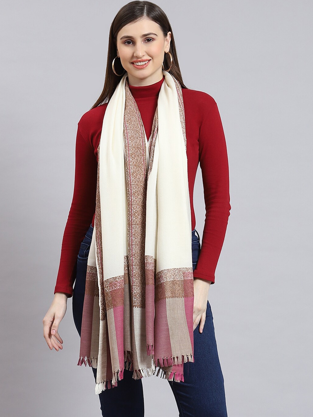 Woolen stole myntra sales