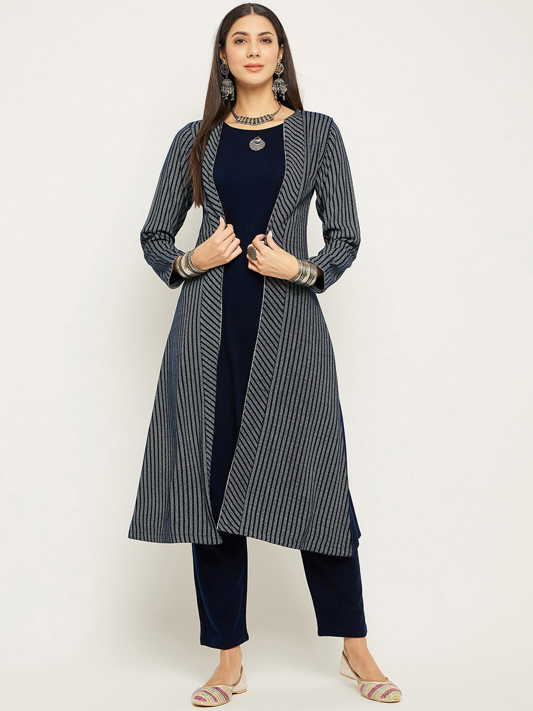 Zigo Winter Wear Geometric Printed Gotta Patti Detail Knitted A-Line Kurta with Trousers