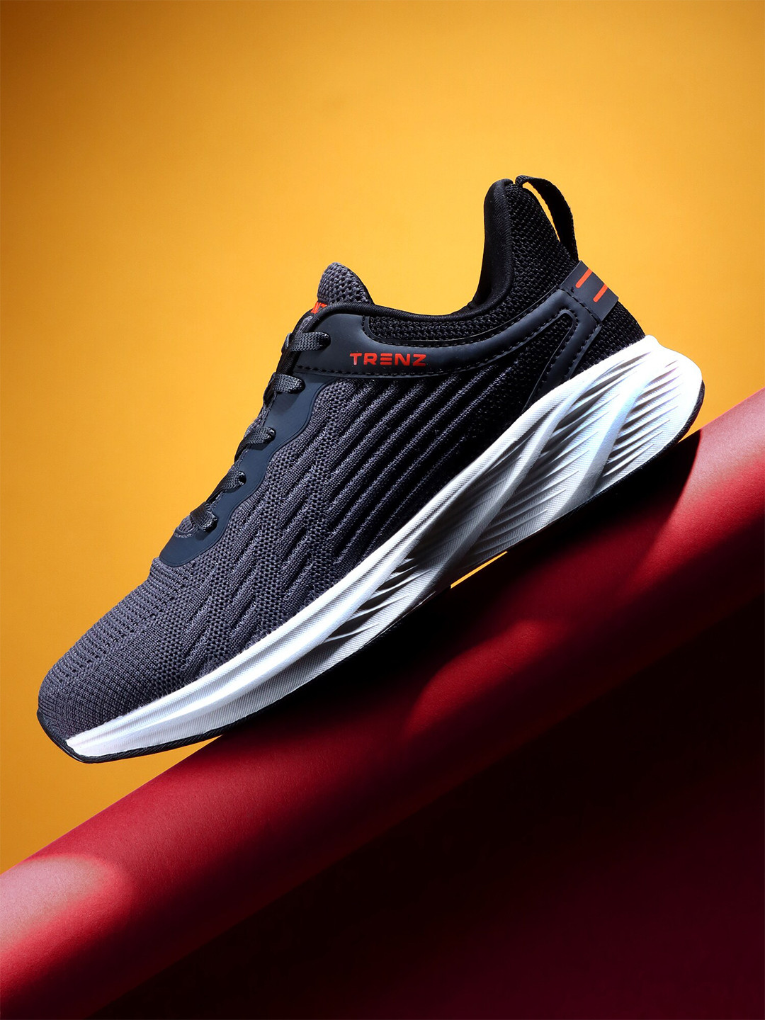 Trenz Men Proton Lace-Up Running Shoes