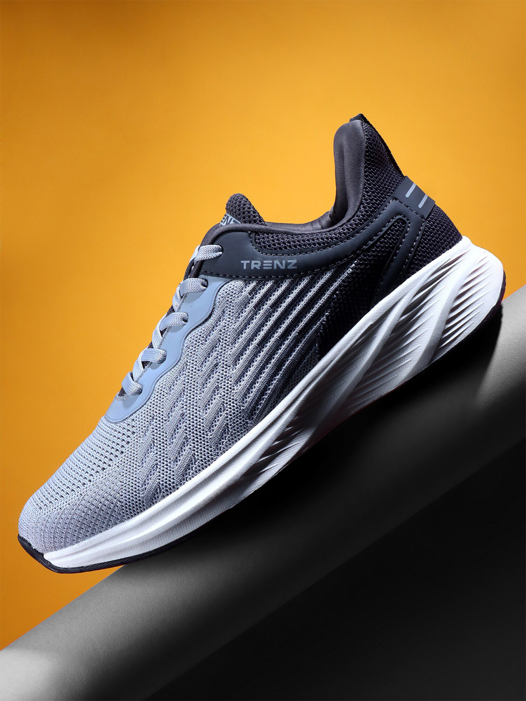 Trenz Men PROTON Running Shoes