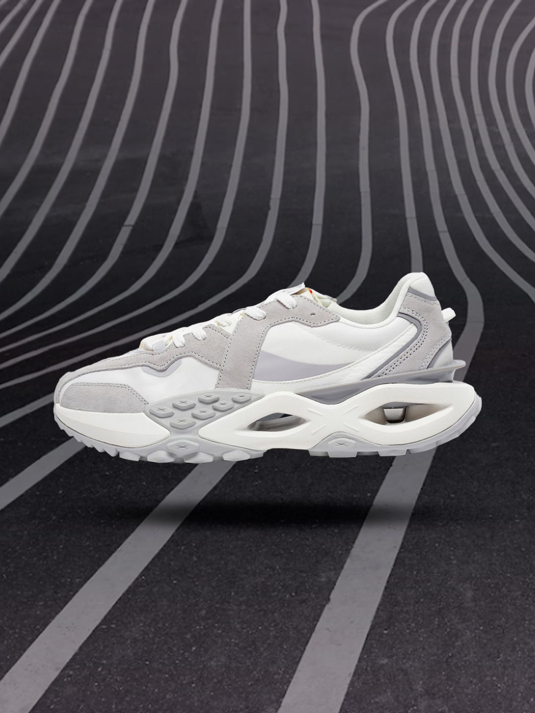 Xtep Men 70's Retro Casual Shoes