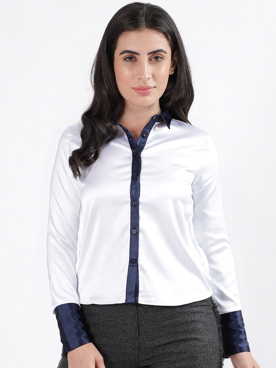Iconic Spread Collar Contrast Detail Casual Shirt