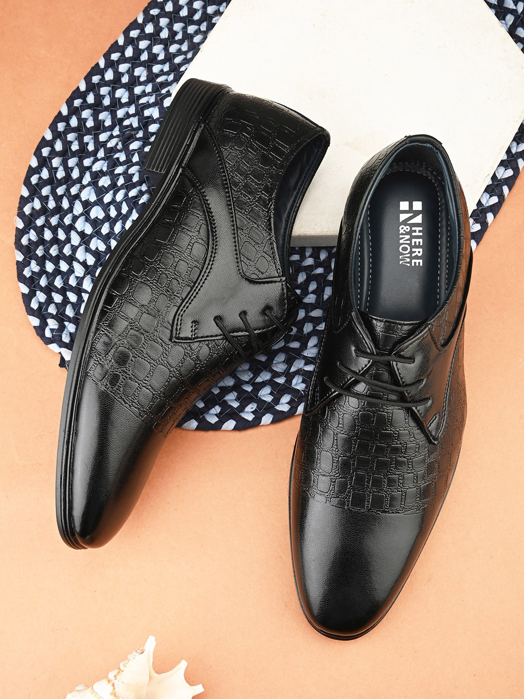 HERE&NOW Men Black Textured Formal Derbys