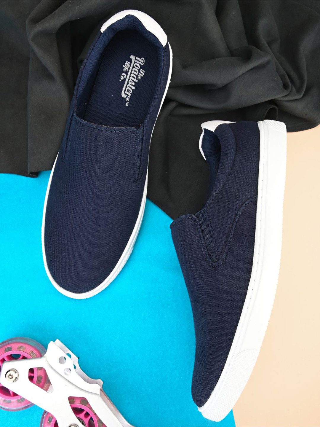 The Roadster Lifestyle Co. Men Navy Blue Lightweight Memory Foam Insole Slip-On Sneakers