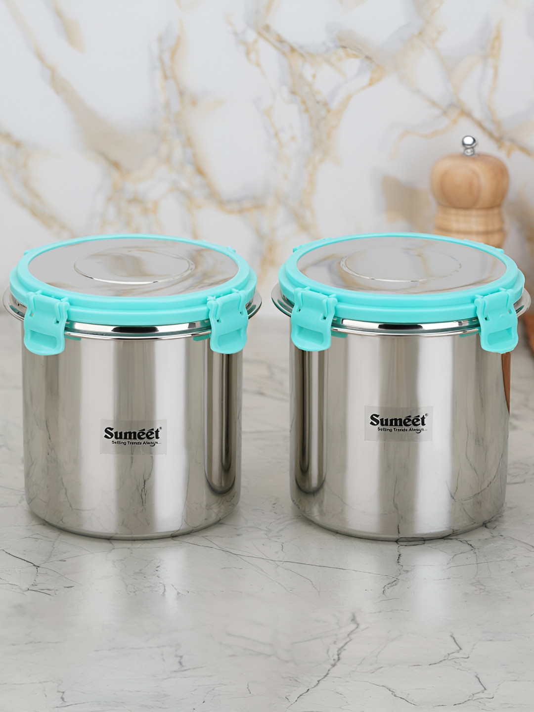 Sumeet Silver-Toned Silver Stainless Steel Air Tight 2 Piece Clip-On Graduated Container-1.3L