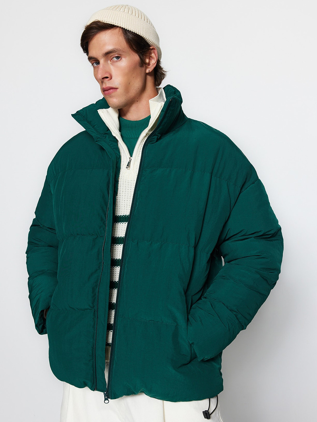 Trendyol Unisex Solid Mock Collar Casual Puffer Jacket