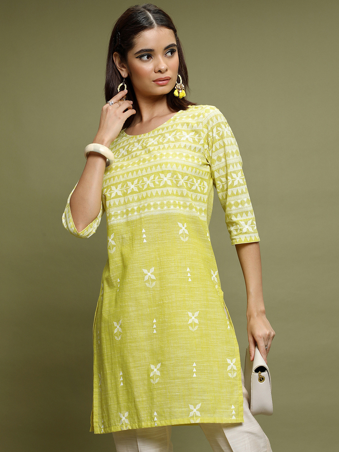 Vishudh Lime Green Geometric Printed Cotton Kurti