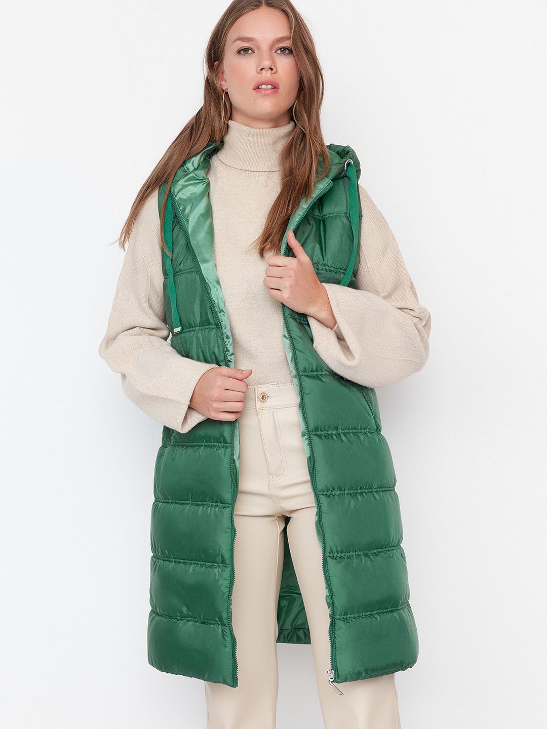 Trendyol Hooded Sleeveless Longline Puffer Jacket