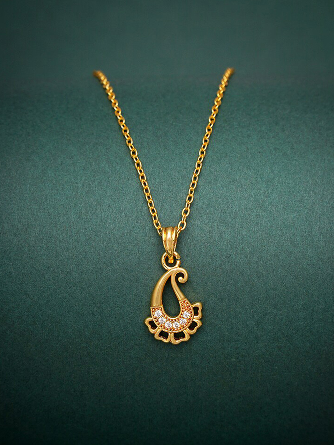 Ramdev Art Fashion Jwellery Gold-Plated Stones-Studded Pendent With Chain