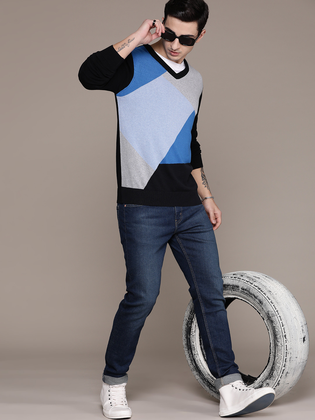 Roadster Men Colourblocked Cotton Pullover Sweater
