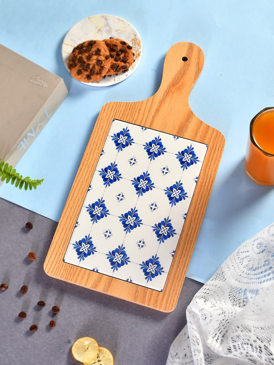 TAYHAA  Blue & Brown  Printed Appetizer Platter With Handle Serve ware