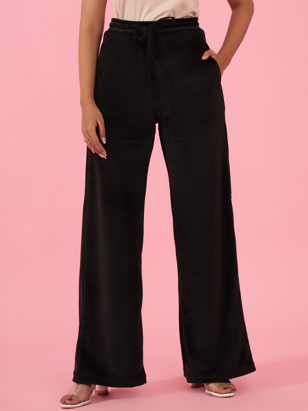 DELAN Women Loose Fit Mid-Rise Easy Wash Parallel Trouser