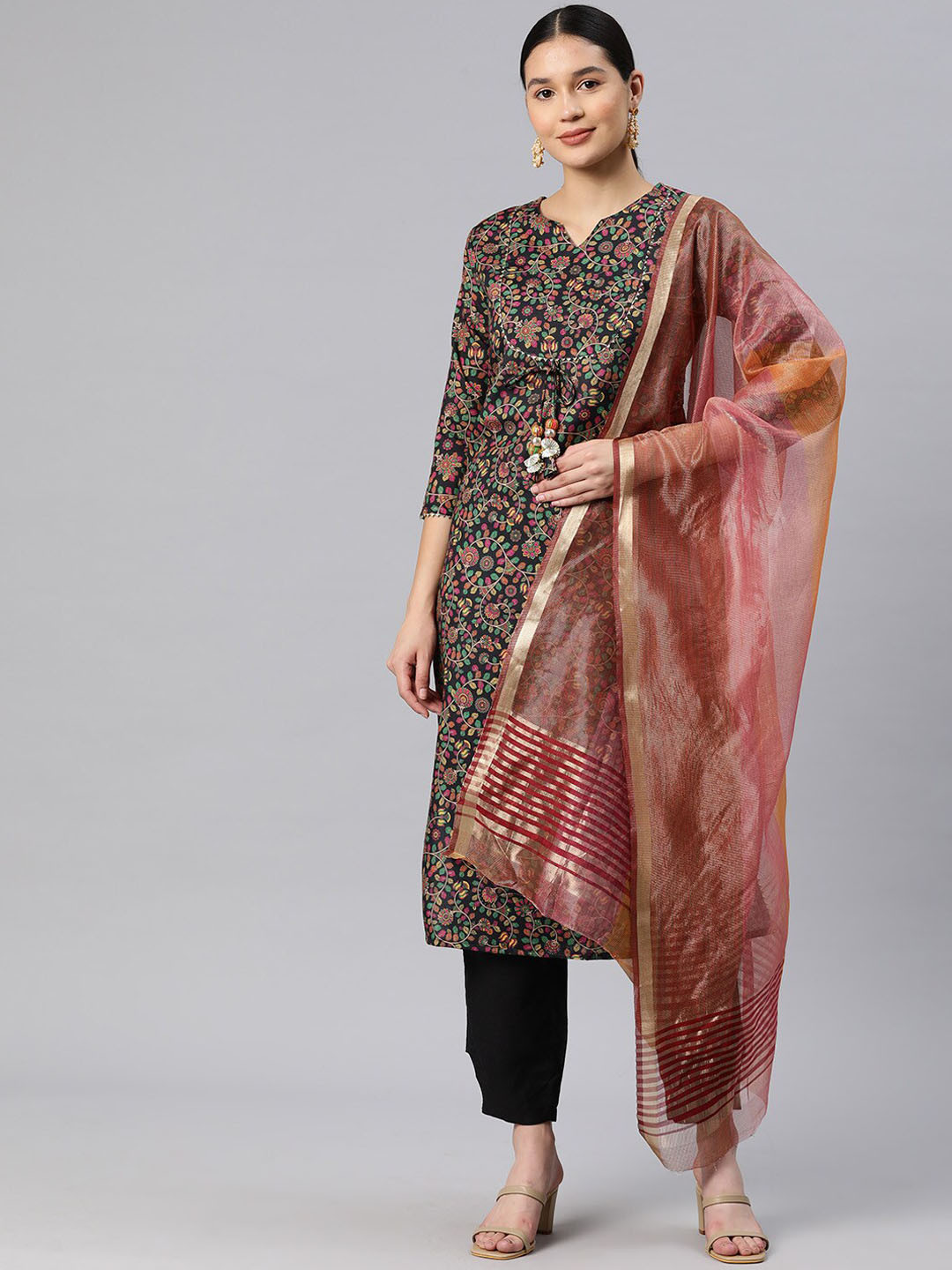 Mitera Black Kalamkari Floral Printed Kurta with Trousers & With Dupatta