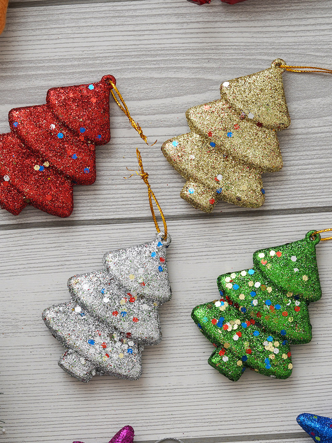 eCraftIndia Red & Silver Toned 4 Pcs Sparkly Christmas Trees