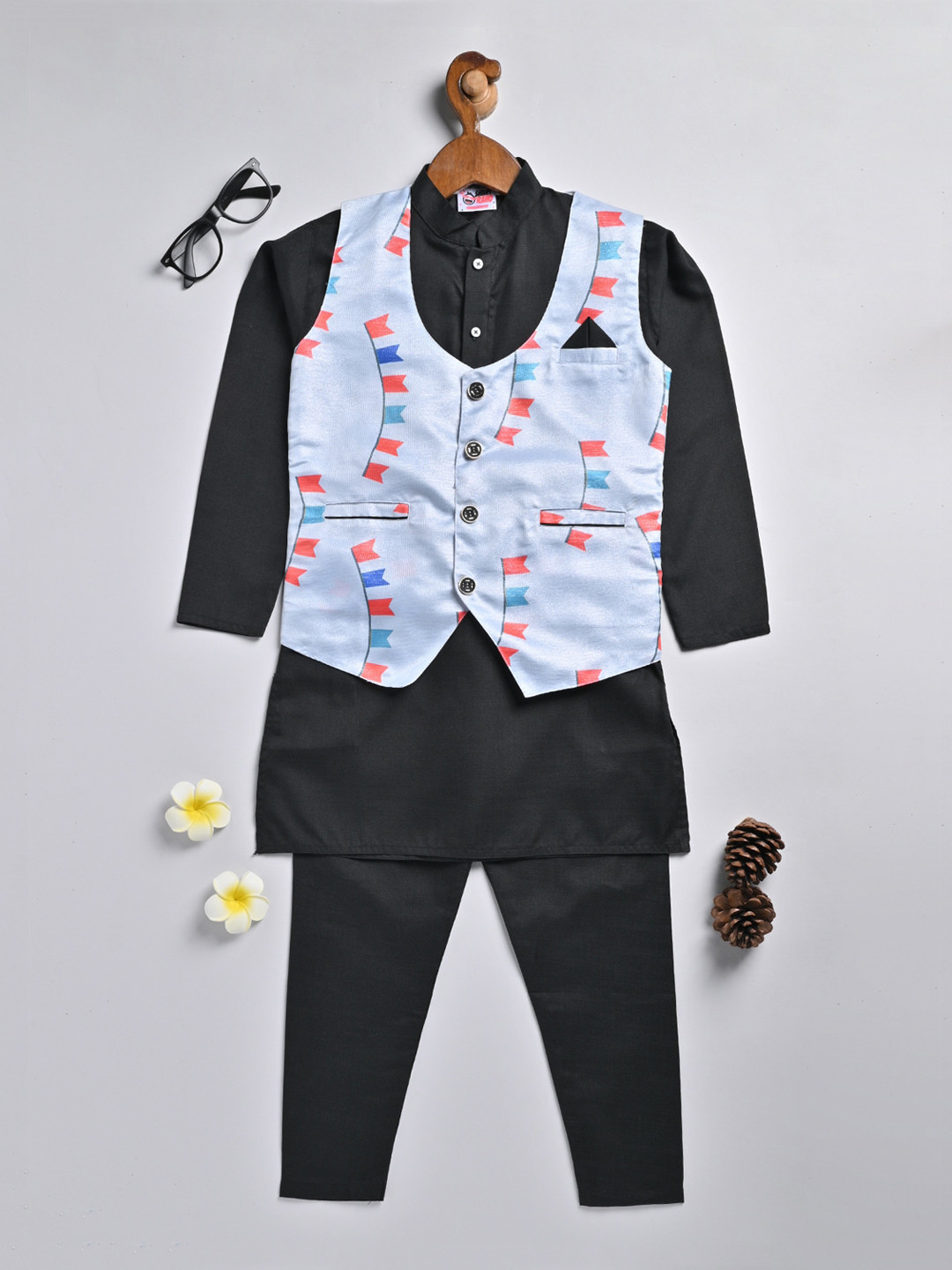 SmartRAHO Boys Ethnic Motifs Printed Regular Pure Cotton Kurta With Pyjamas & Waistcoat