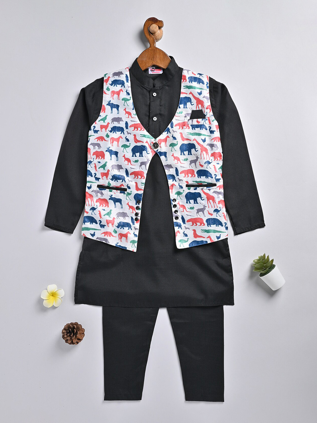 SmartRAHO Boys Conversational Printed Regular Pure Cotton Kurta With Pyjamas & Waistcoat