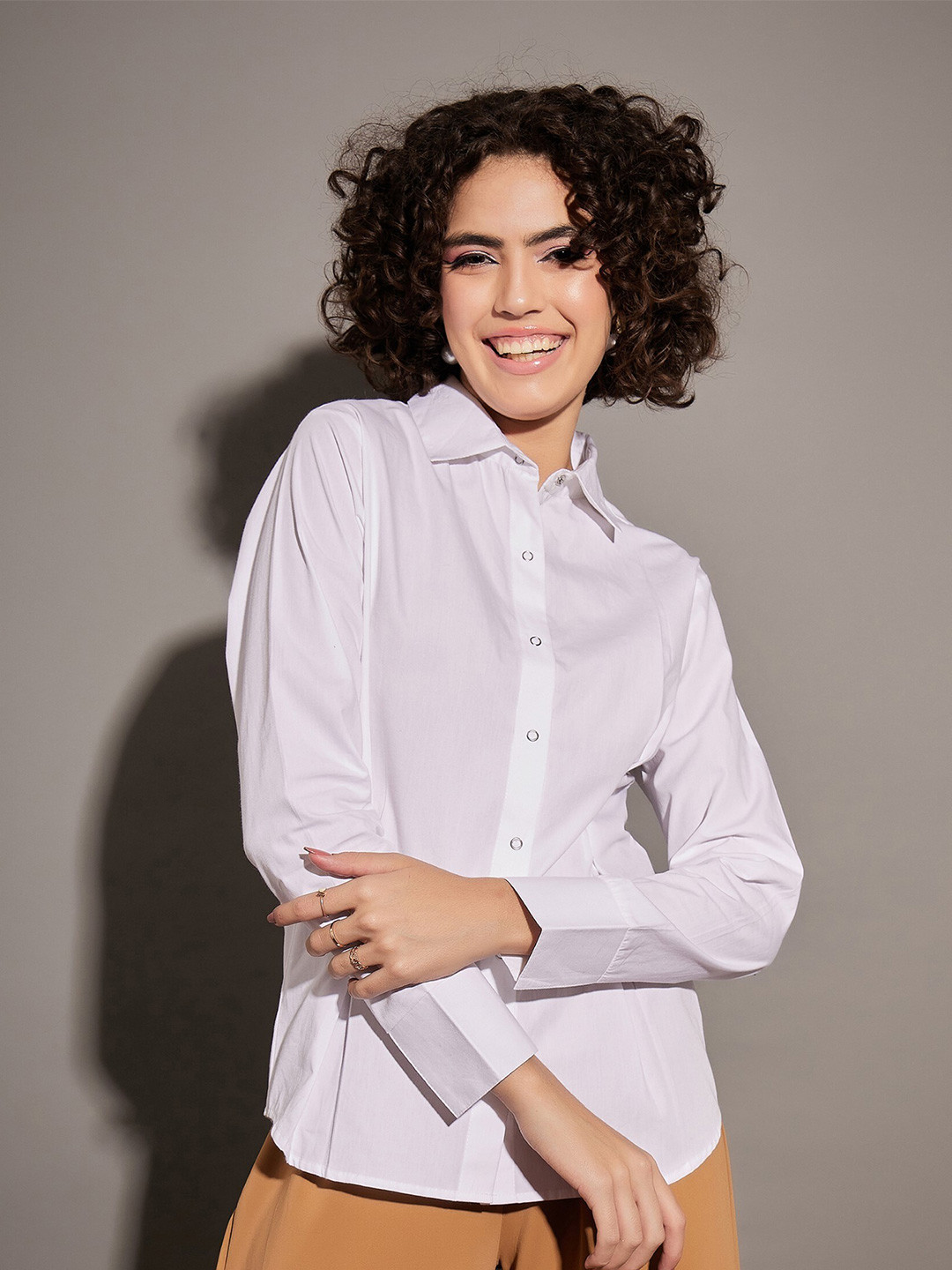 SASSAFRAS White Slim Fit Pleated Pure Cotton Casual Shirt