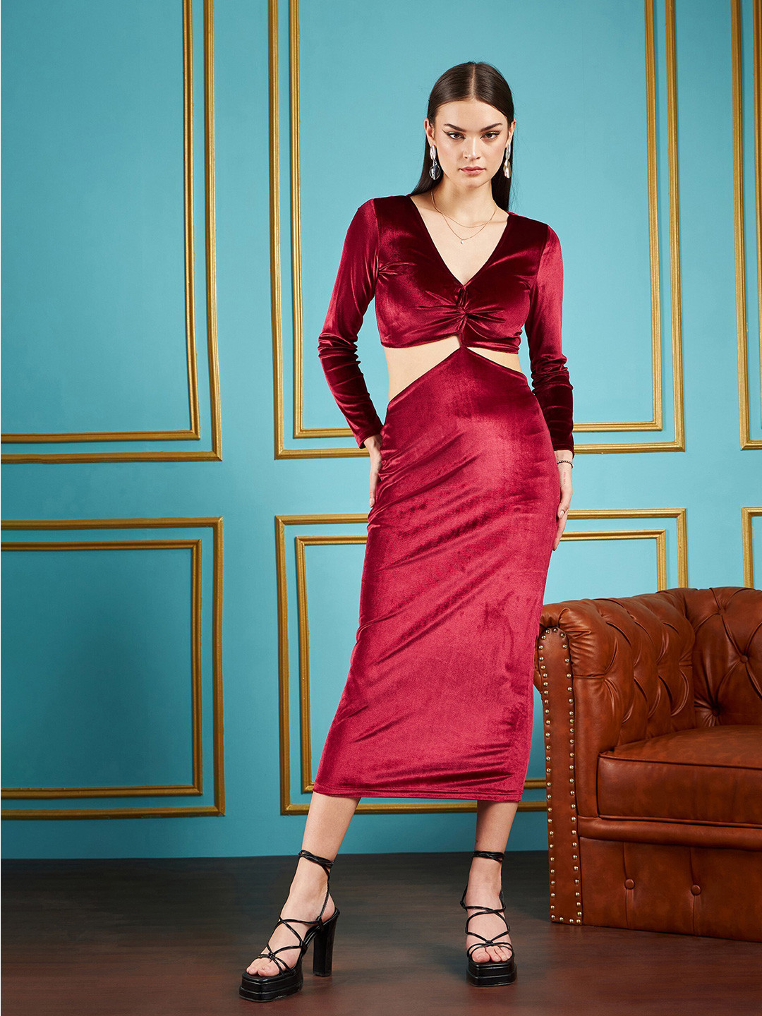 SASSAFRAS Maroon V-Neck Long Sleeves Cut Out Velvet Sheath Midi Dress