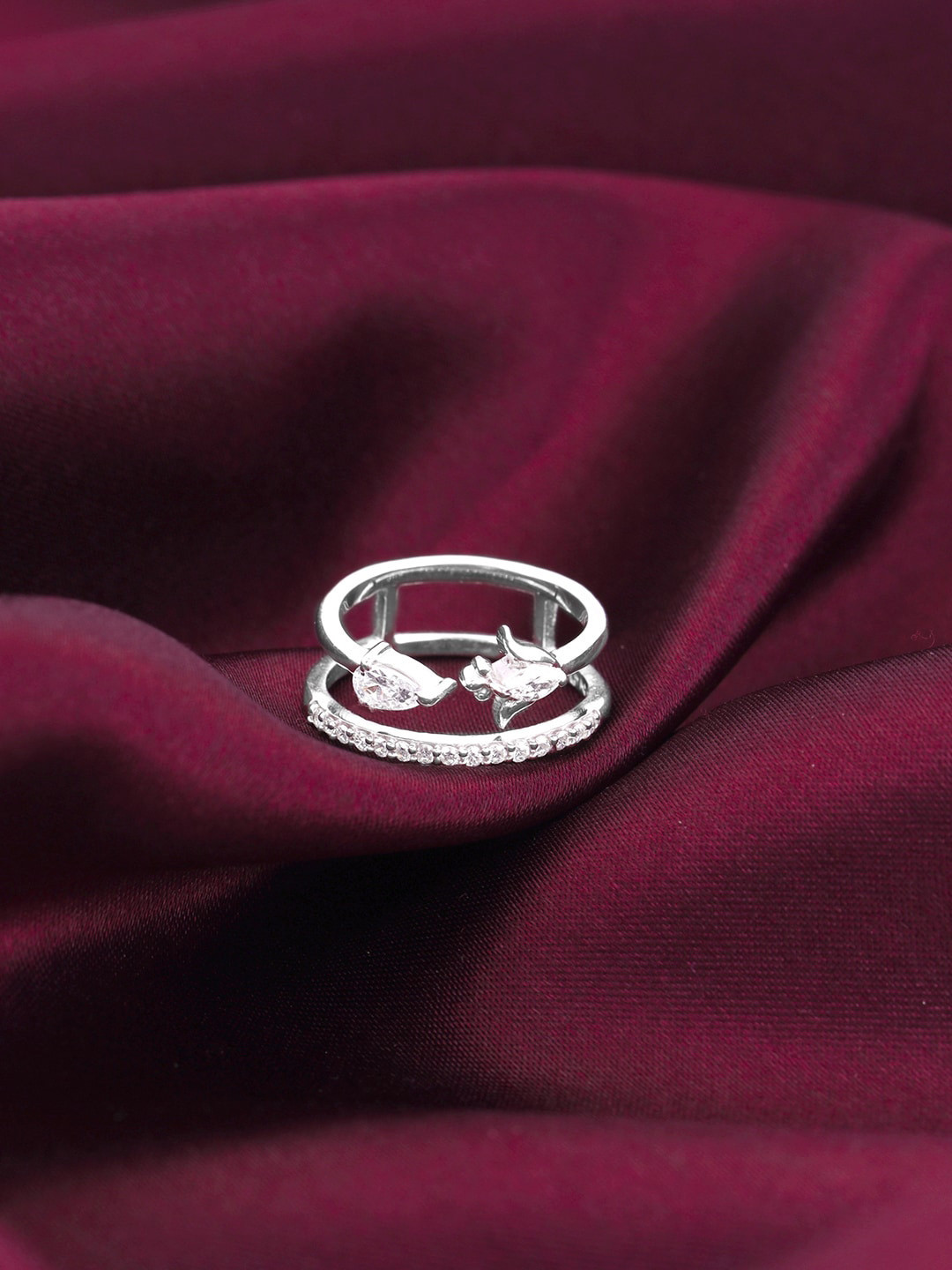 GIVA 925 Sterling Silver Rhodium-Plated Stone-Studded Floral Finger Ring
