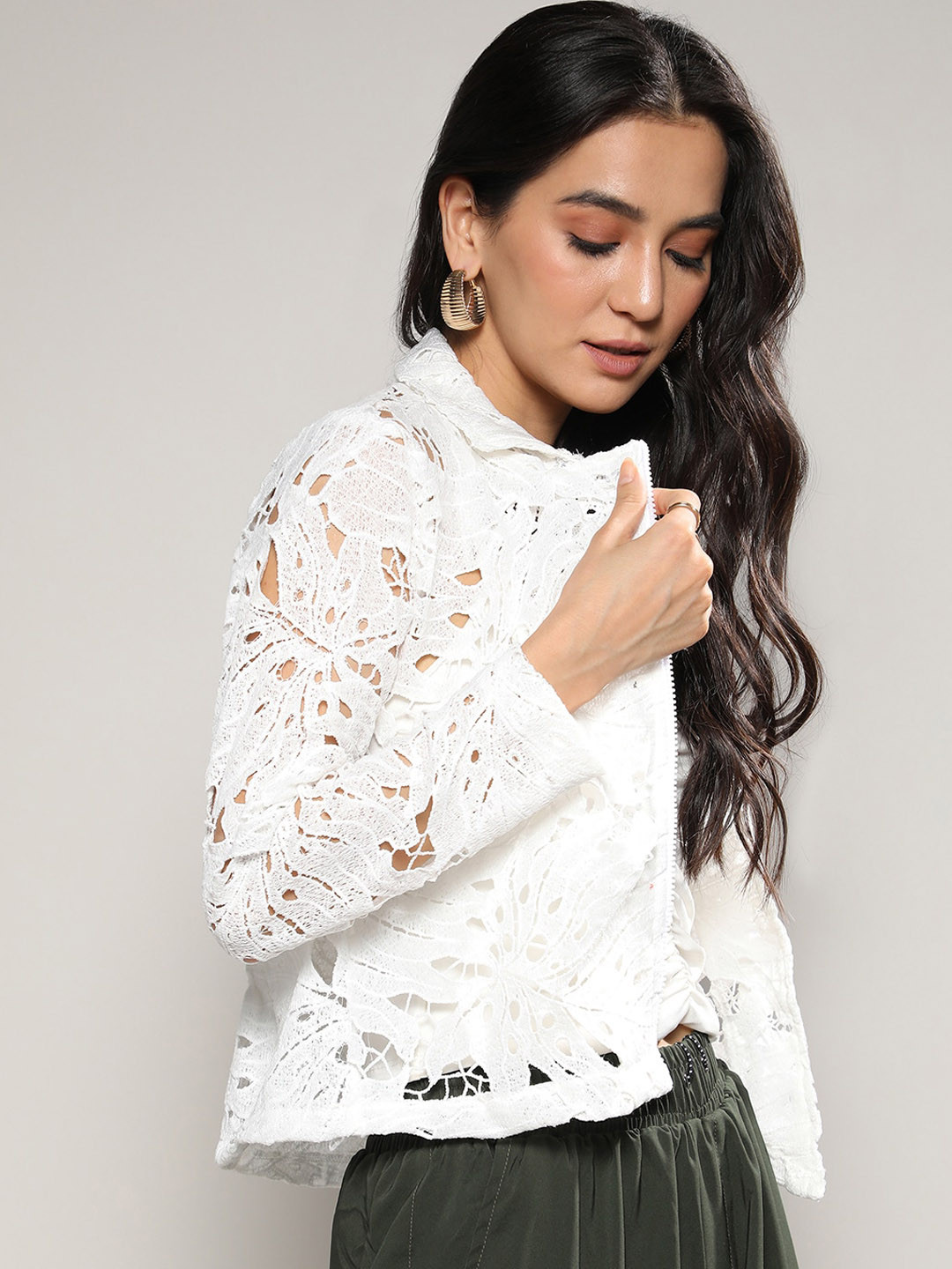 Campus Sutra White Self Designed Windcheater Crop Tailored Jacket