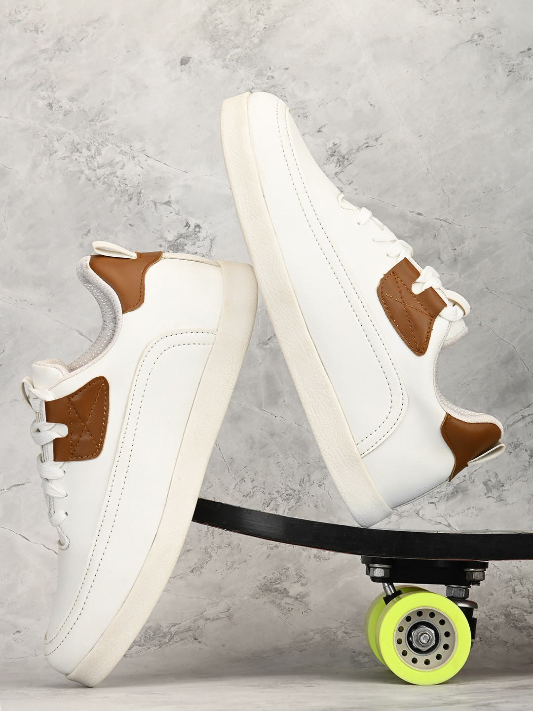 CARLO ROMANO Men Lightweight Lace-Up Sneakers