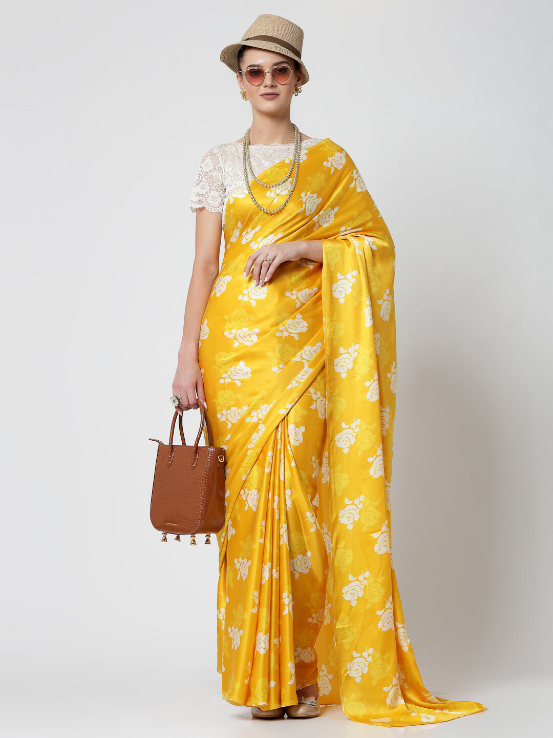 OFFICE & YOU Floral Printed Satin Saree