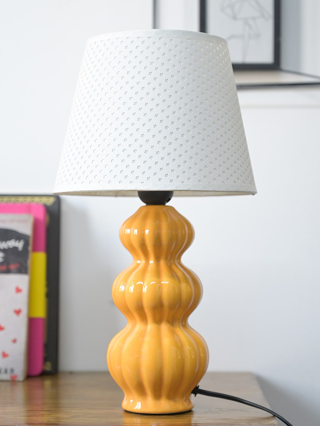 MARKET99 Yellow & White Textured Ceramic Frustum Table Lamp