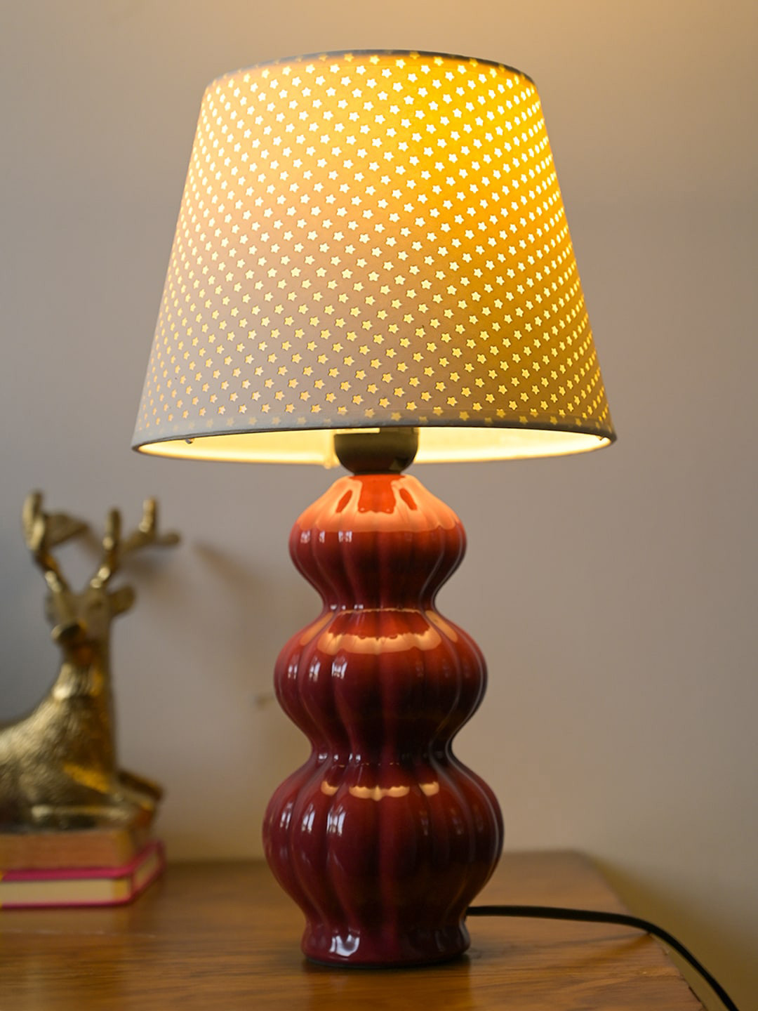 MARKET99 White & Brown Textured Ceramic Table Lamp