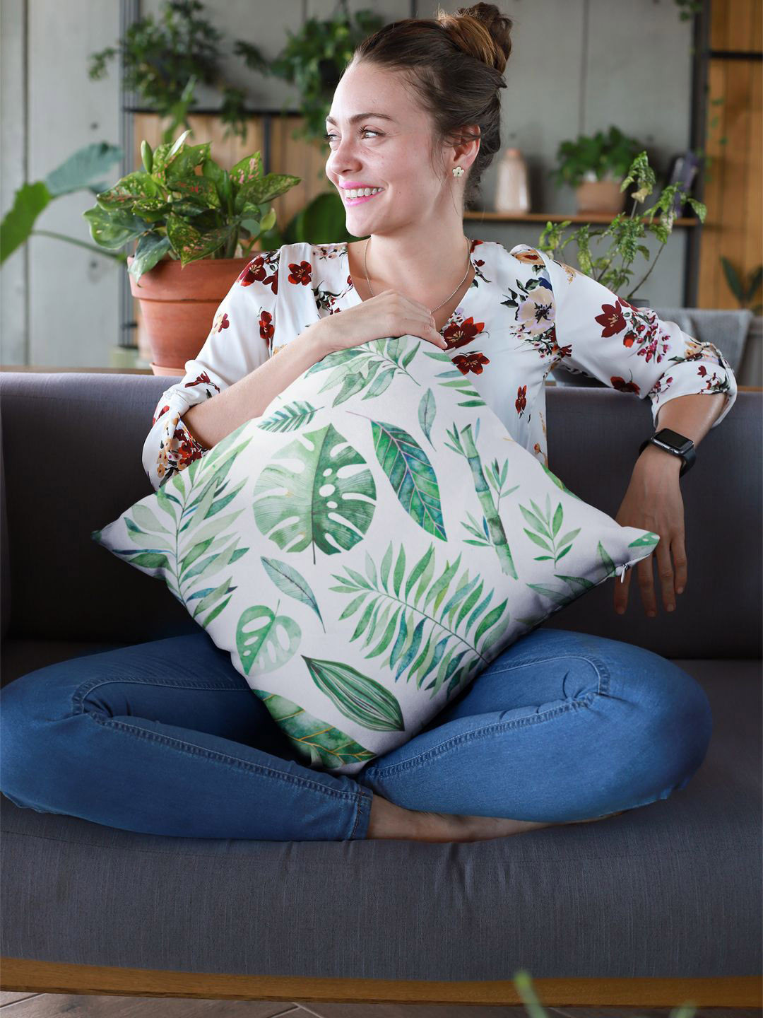 THEYAYACAFE 5Pieces White & Green Floral Printed Cotton Cushion Covers