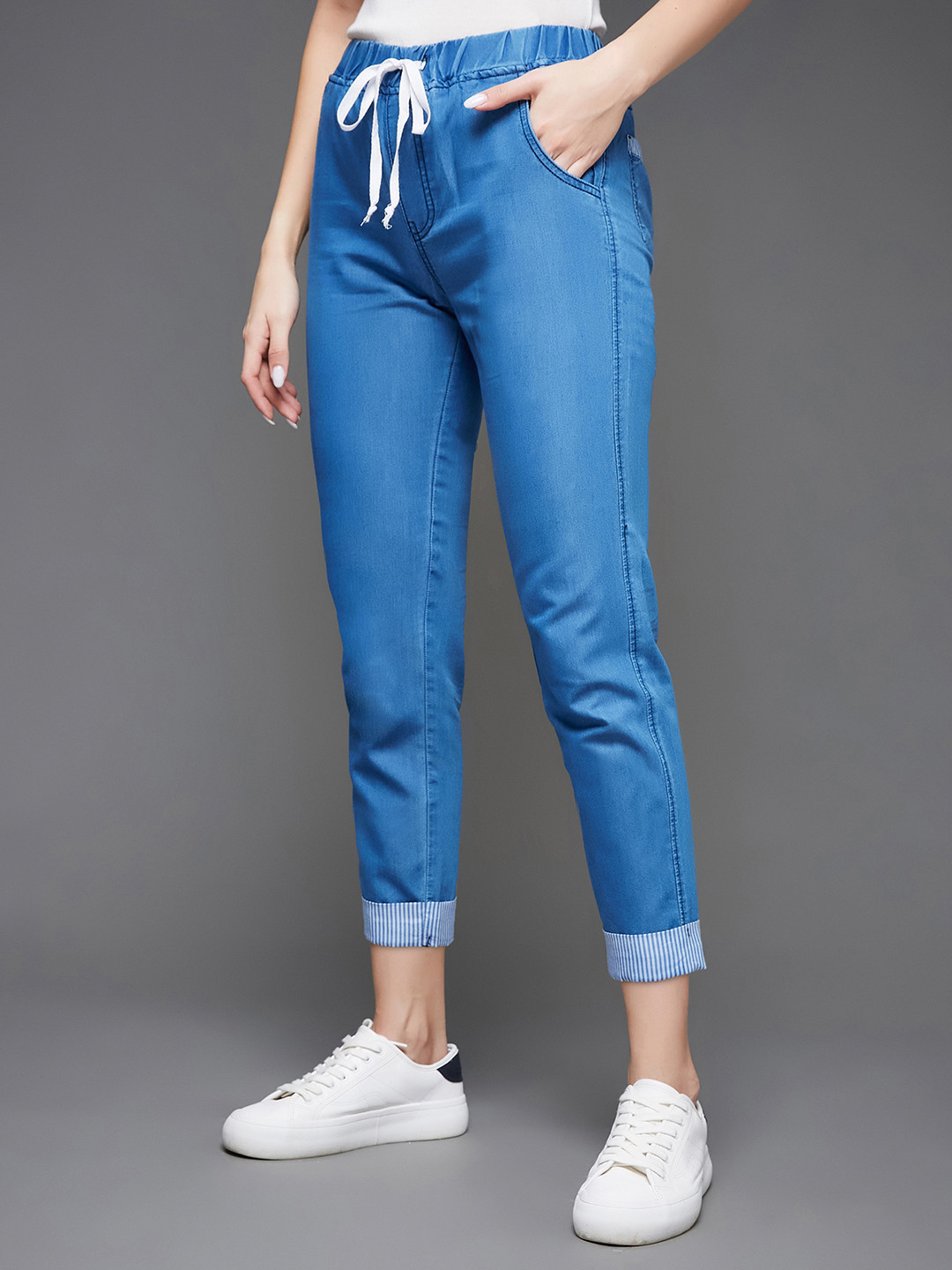 Miss Chase Women Lightweight Jogger High-Rise Stretchable Cropped Jeans