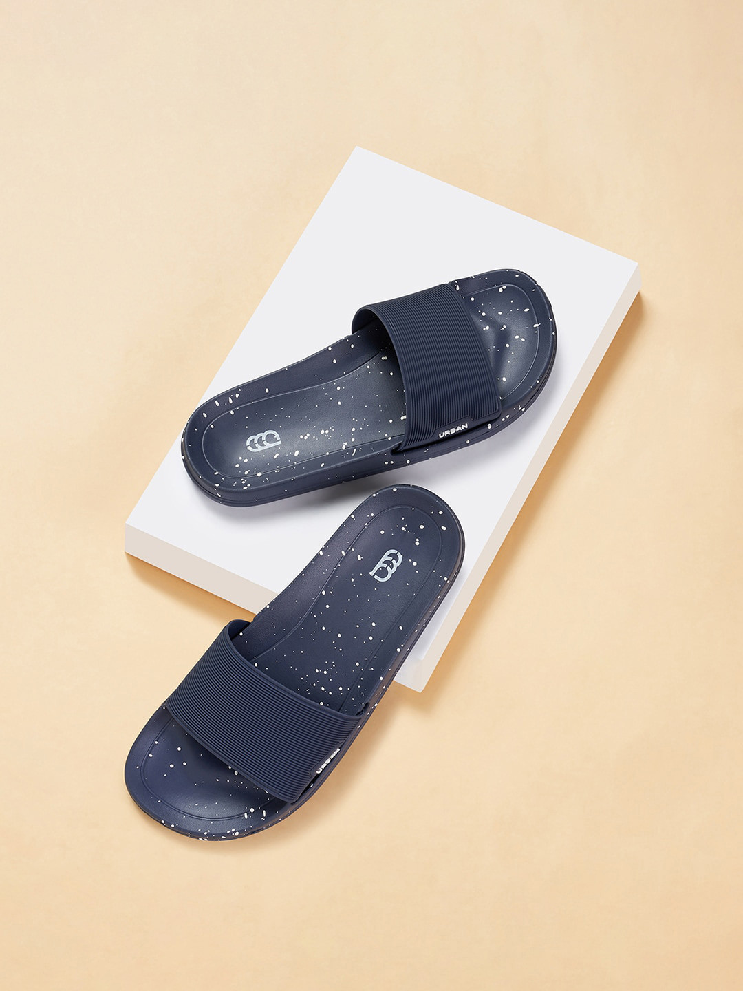 Ajile by Pantaloons Men Printed  Sliders