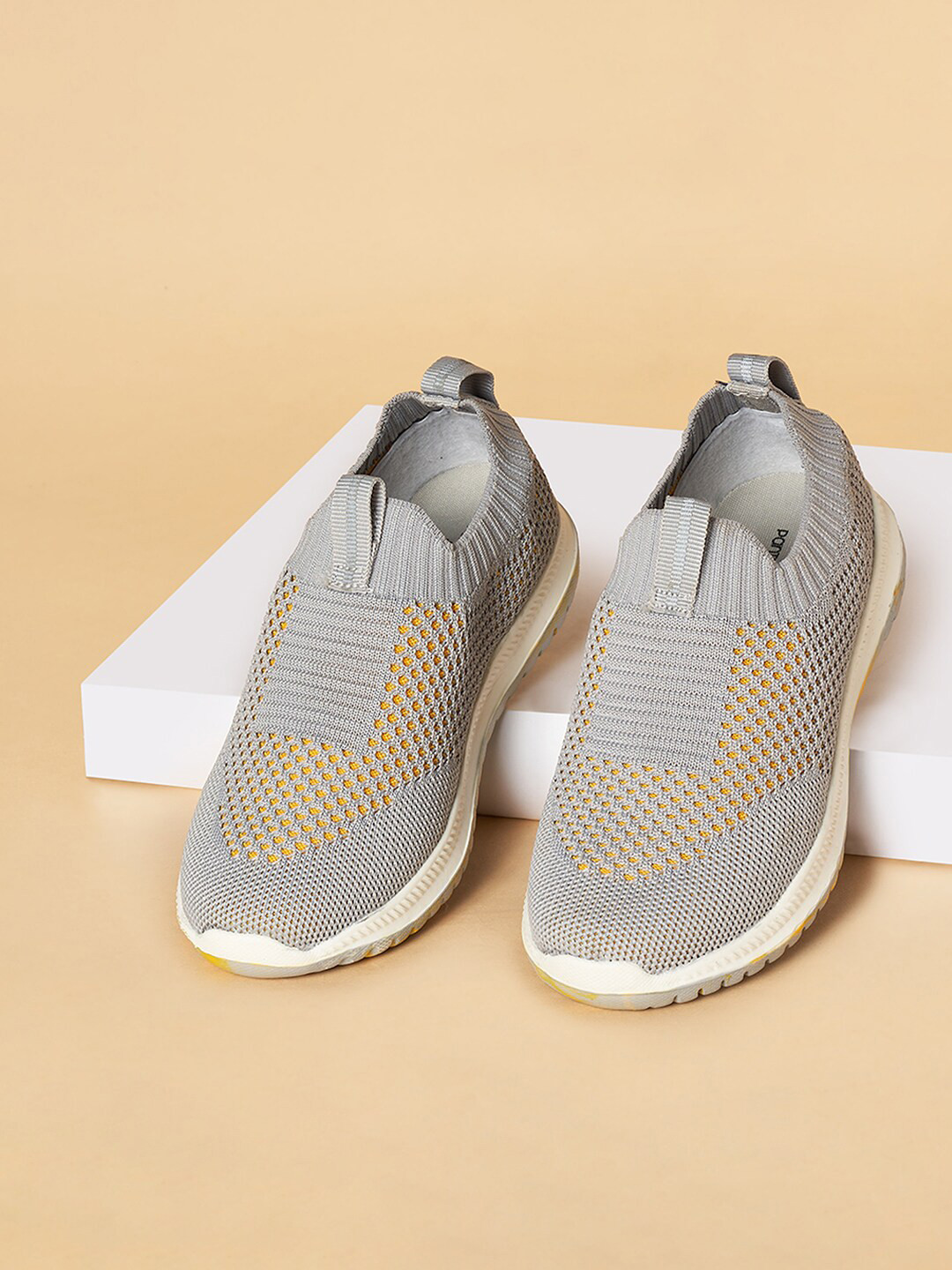 Pantaloons Junior Boys Knitted Walking Shoes