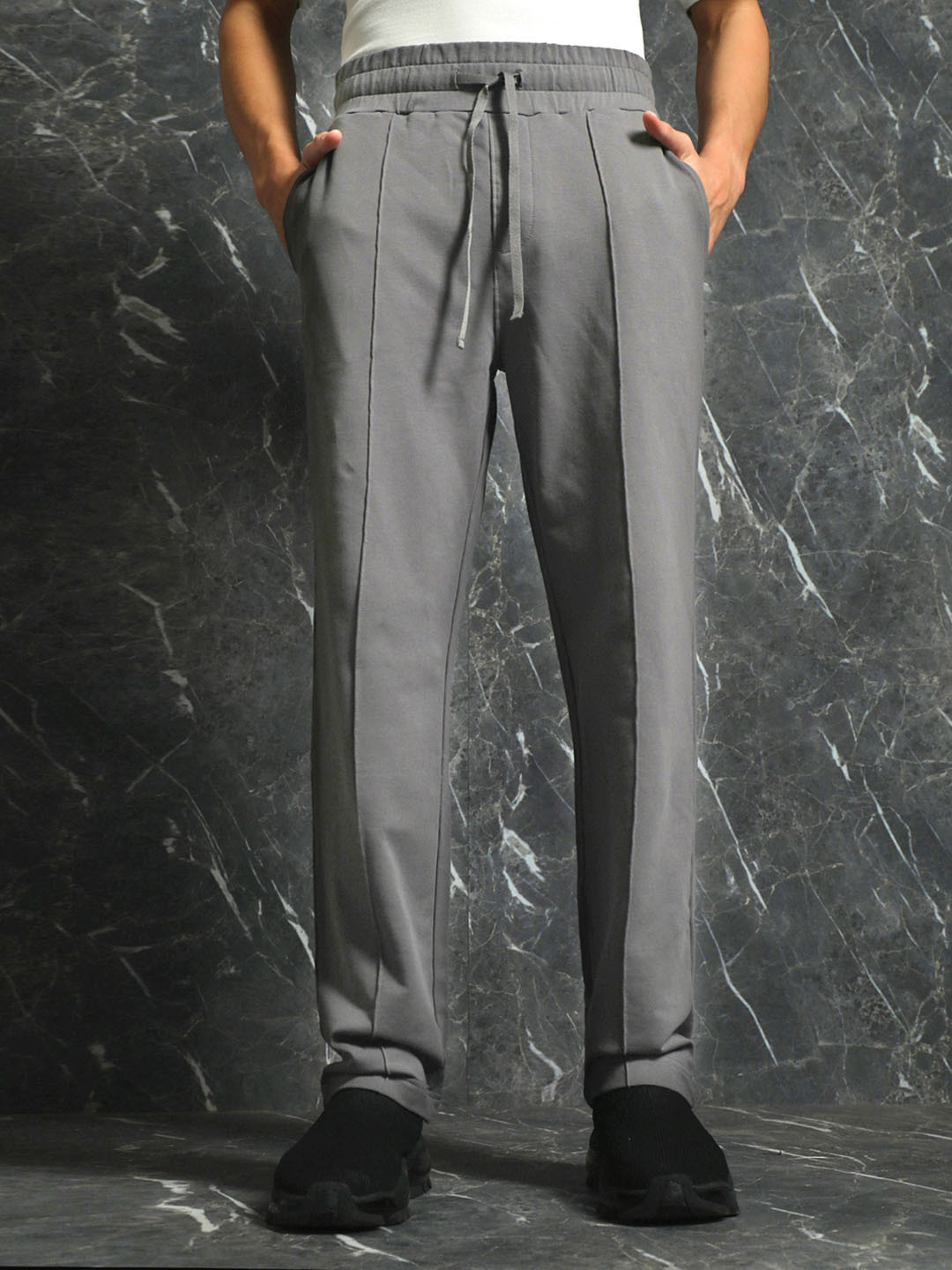 Breakbounce Men Straight Fit Mid-Rise Cotton Track Pants