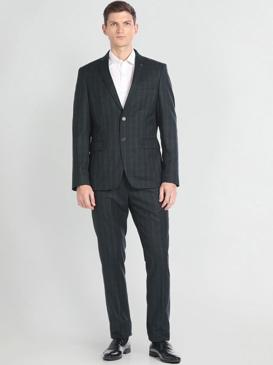 Arrow Single Breasted Notched Lapel Two-Piece Suit