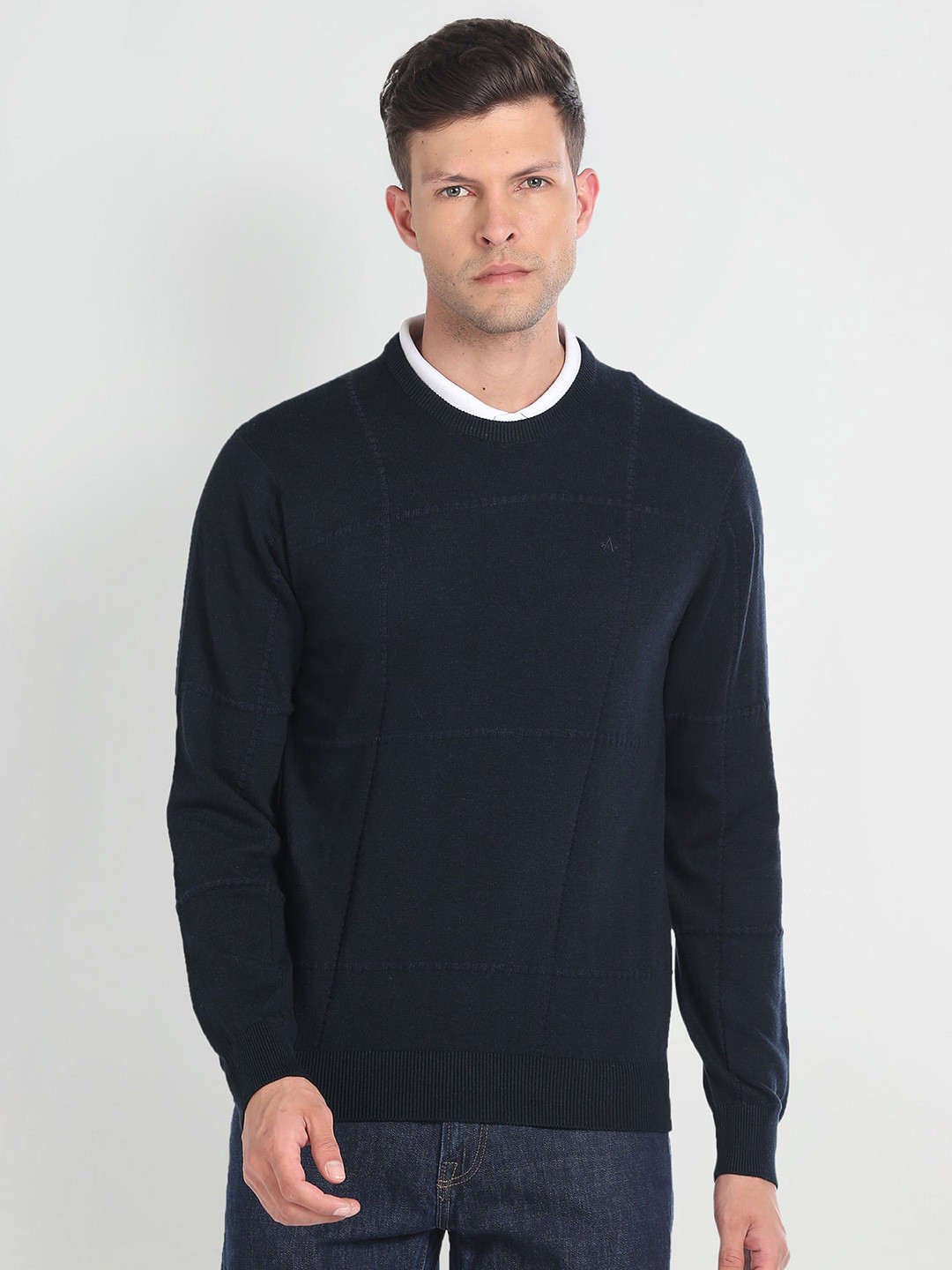 Arrow Cable Knit Round Neck Long Sleeves Pullover Sweater