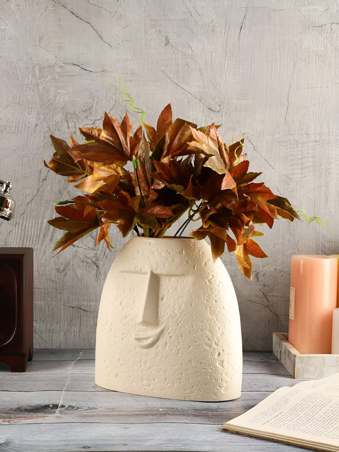 The Decor Lane Off White Kissing Face Shaped Textured Ceramic Decorative Vase