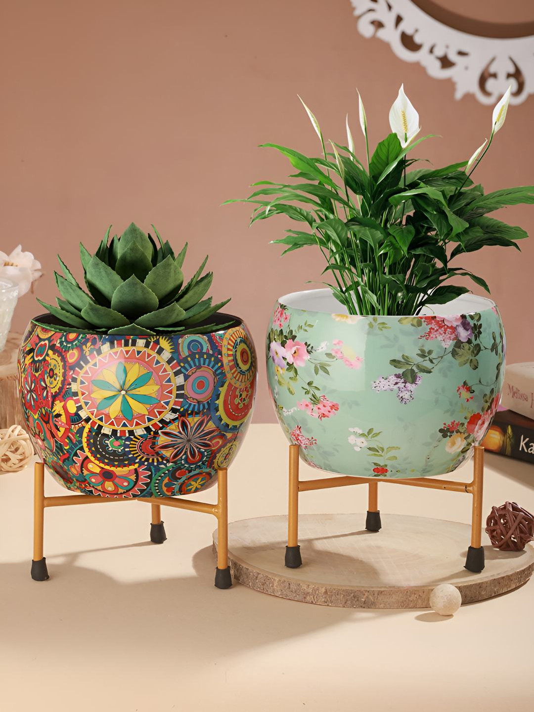 Homspurts Blue & Yellow 2 Pieces Meena Printed Metal Apple Bowl Planter with Stand