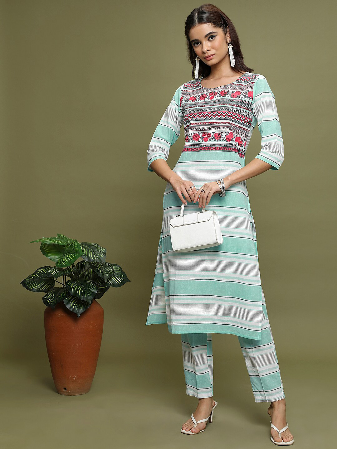 Vishudh Sea Green Striped Regular Pure Cotton Kurta with Trousers