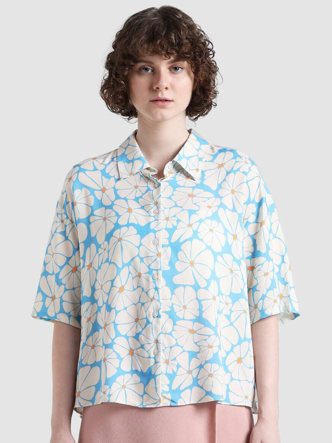 ONLY Onlambyss Floral Printed Casual Shirt