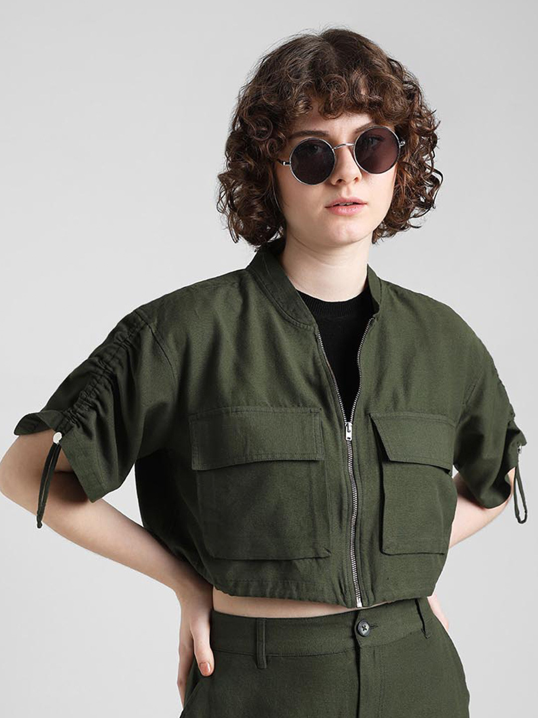 ONLY Onlneva Hanzo Cargo Cropped Utility Shirt