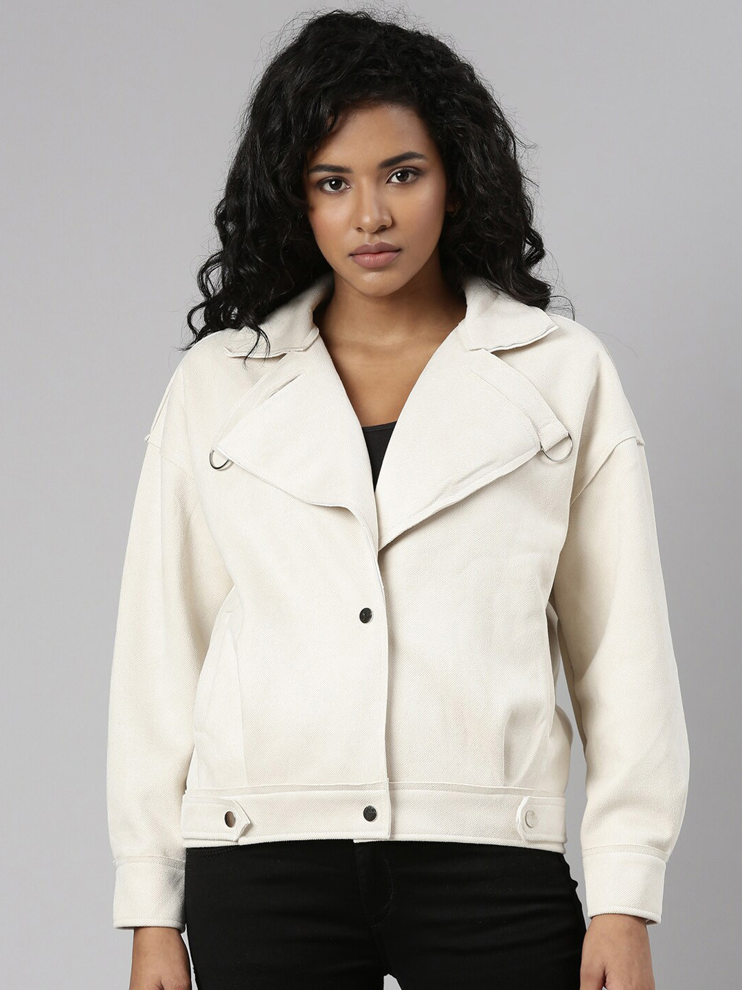SHOWOFF Cream-Coloured Lapel Collar Long Sleeves Suede Windcheater Tailored Jacket