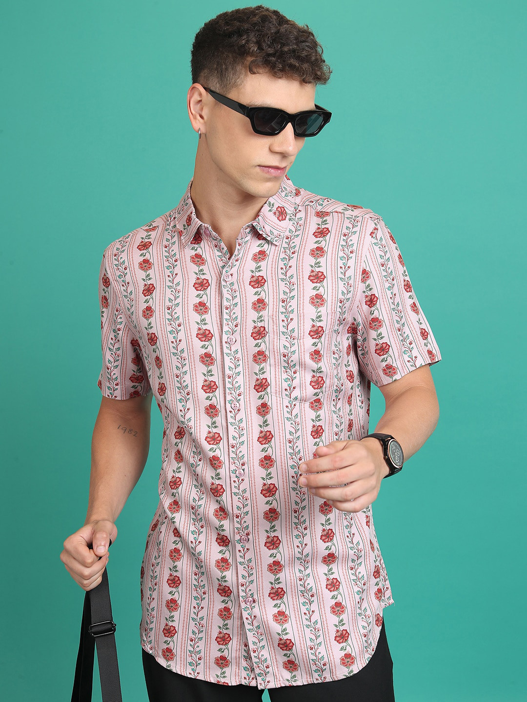 HIGHLANDER Floral Printed Slim Fit Cotton Casual Shirt
