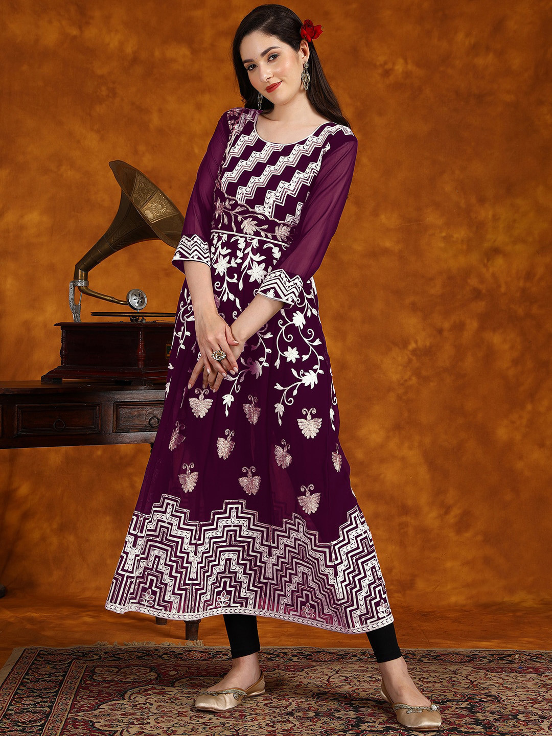 Sangria Purple & White Floral Embroidered Anarkali Kurta