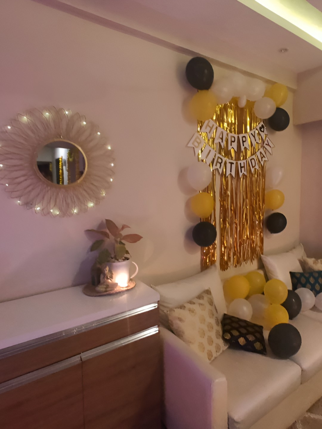 GIG Handicrafts Gold Leaf Design Stainless Steel Round Glass Wall Mirror